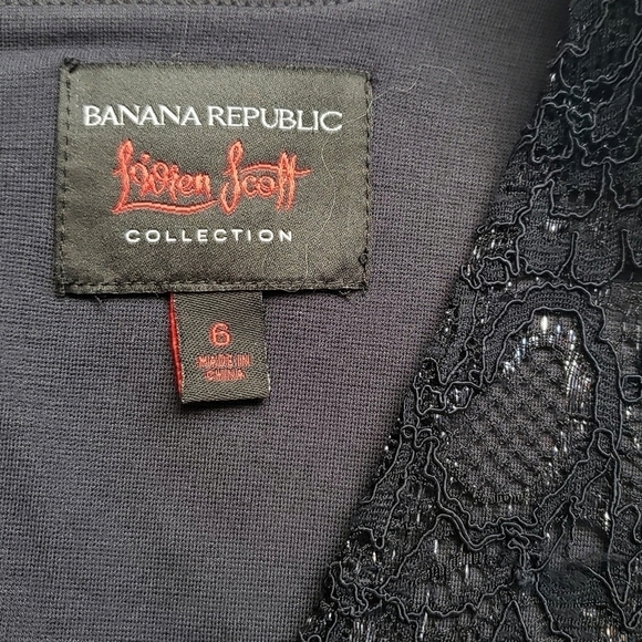 Banana Republic L’Wren Scott Lace Sheath Dress V-Neck Size 6 Navy Metallic - Picture 9 of 10